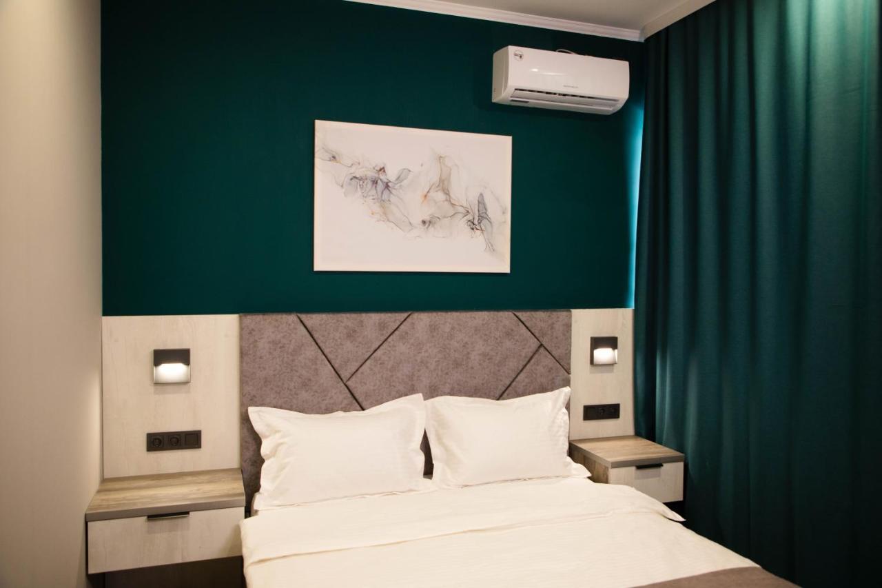 Zodiac Hotel Atiraw Buitenkant foto