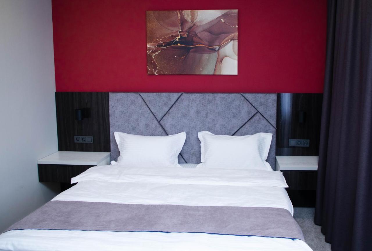 Zodiac Hotel Atiraw Buitenkant foto